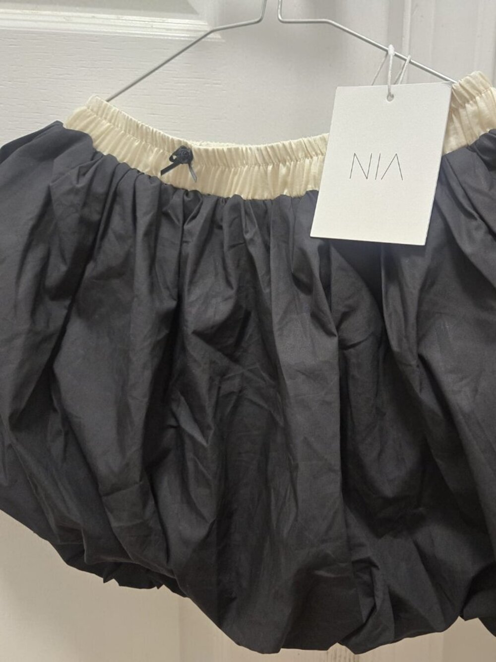 Bubble skirt with bow white wasitband